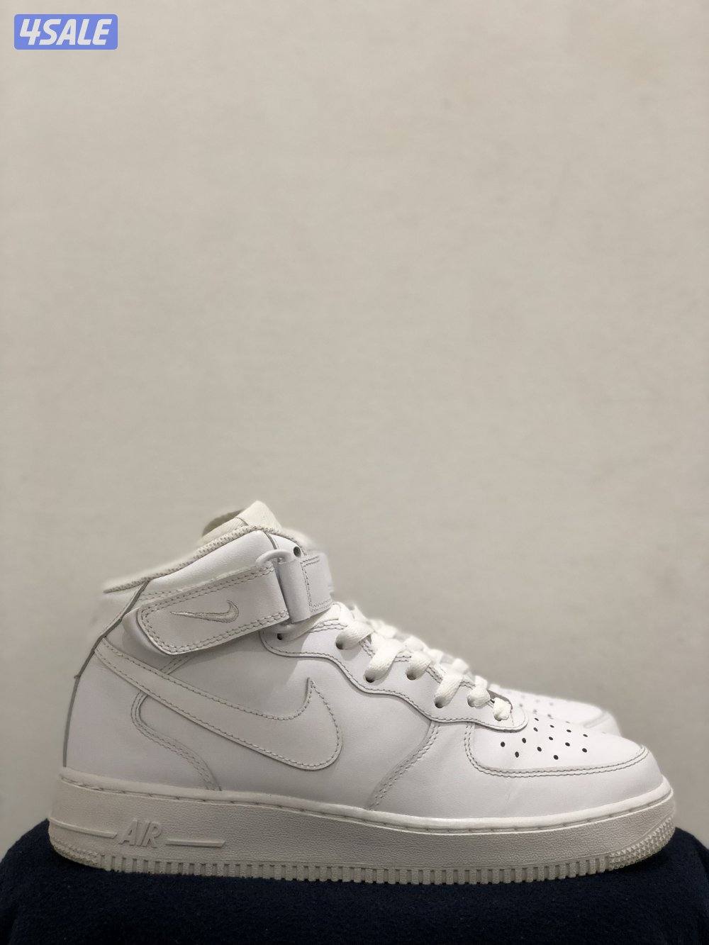 Nike Air Force 1 Mid1
