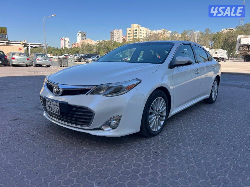 للبيع تويوتا افالون ٢٠١٥ وارد الساير0