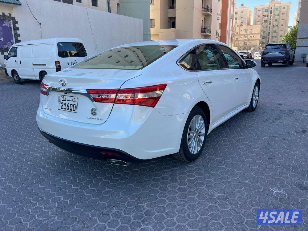 للبيع تويوتا افالون ٢٠١٥ وارد الساير3