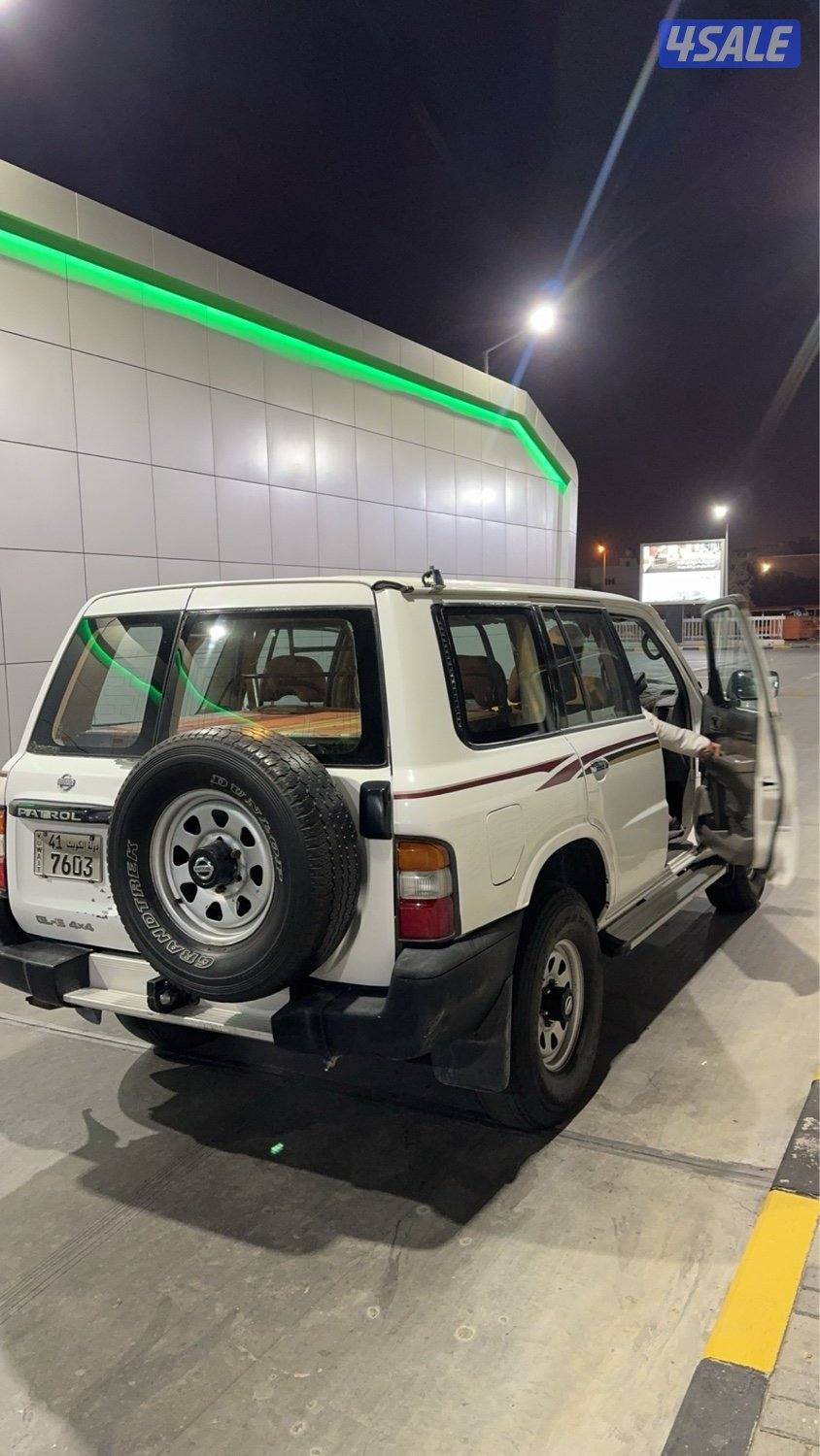 للبيع سفاري ٩٨1