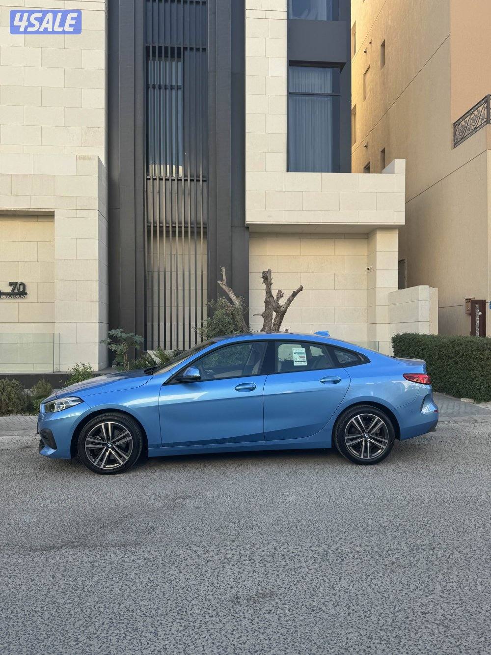 للبيع بي ام 218iموديل 20212