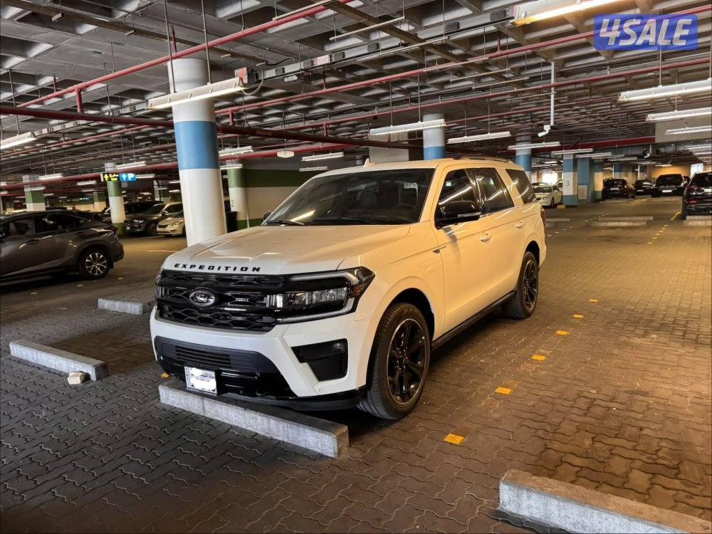 FORD EXPEDITION LIMITED STEALTH للبيع فورد اكسبديشن ٢٠٢٤3