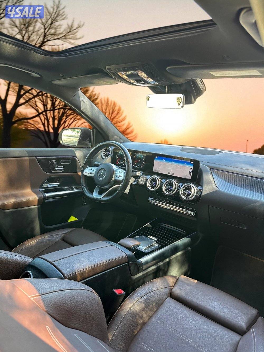 📍مرسيدس GLA200 - م2021 - عداد 111 الف - صبغ وكالة - الملا 📍8