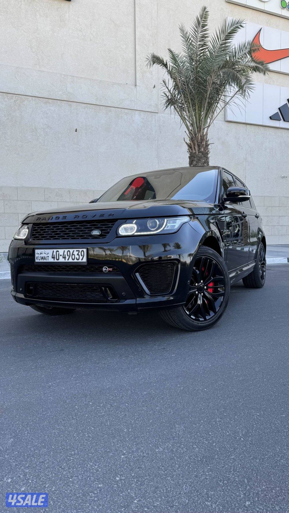 RANGE ROVER SPORT SVR 20150