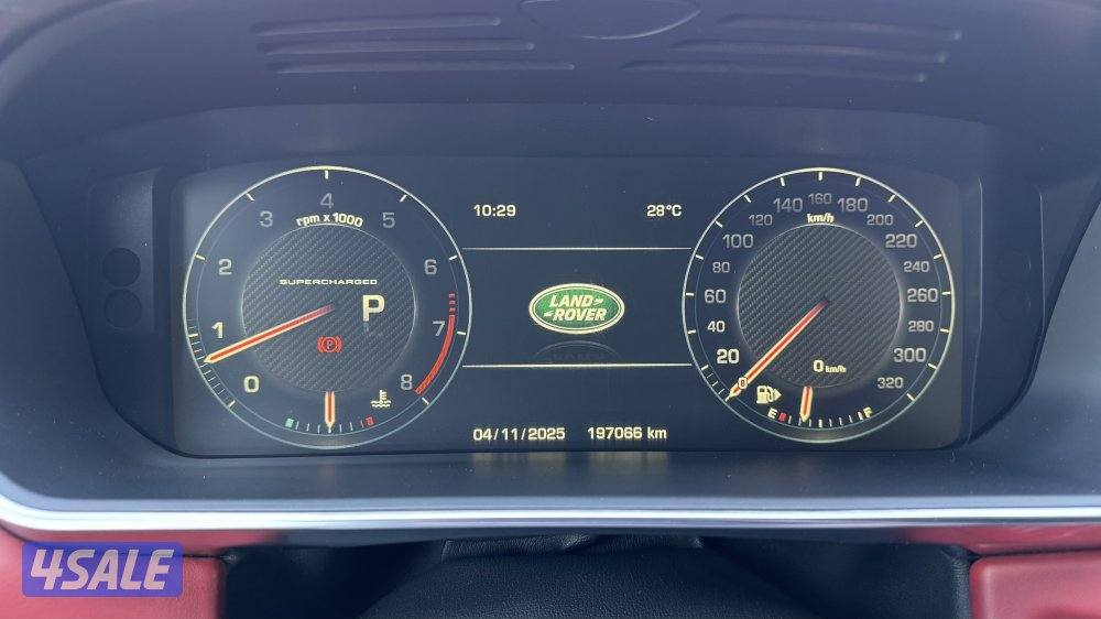 RANGE ROVER SPORT SVR 201514