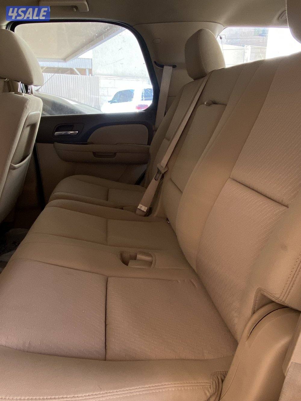 يوكن 2011 ماشي 390 الف فقط0