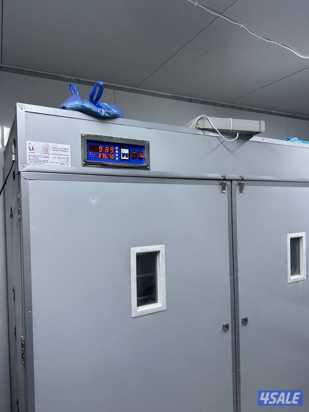 فقاسه حجم كبير تسع ٦.٤٠٠ بيضه ستعمال خفيف جداً2