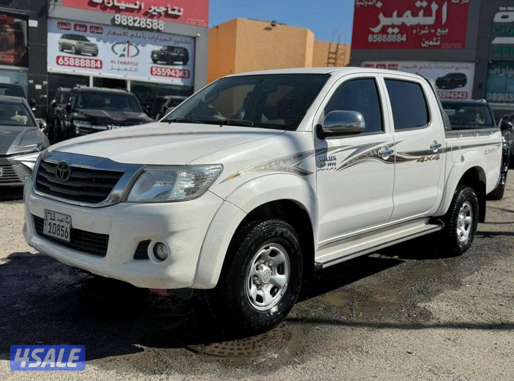 تويوتا هاى لوكس8