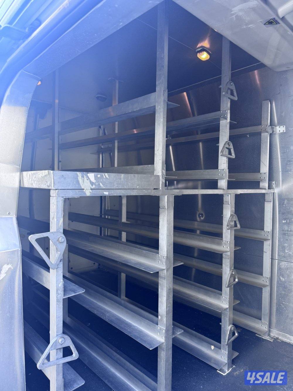 باص مقفل ديزل8