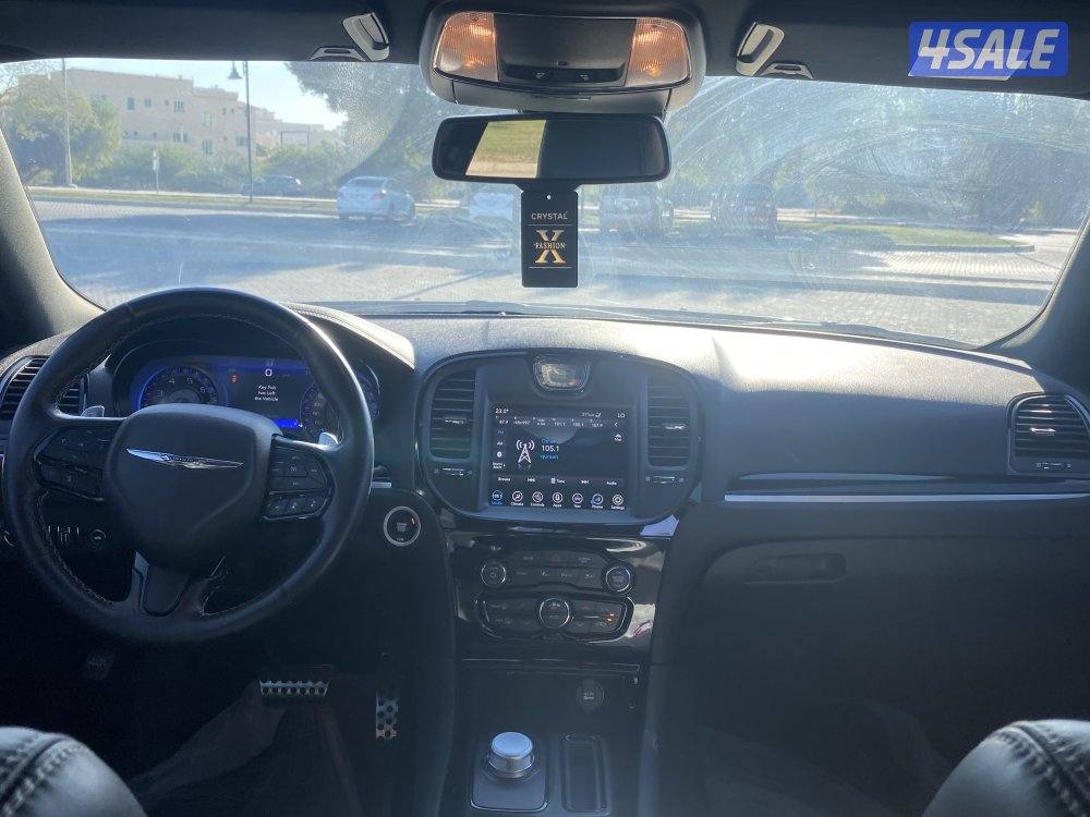 كريزلر C300 S 20212