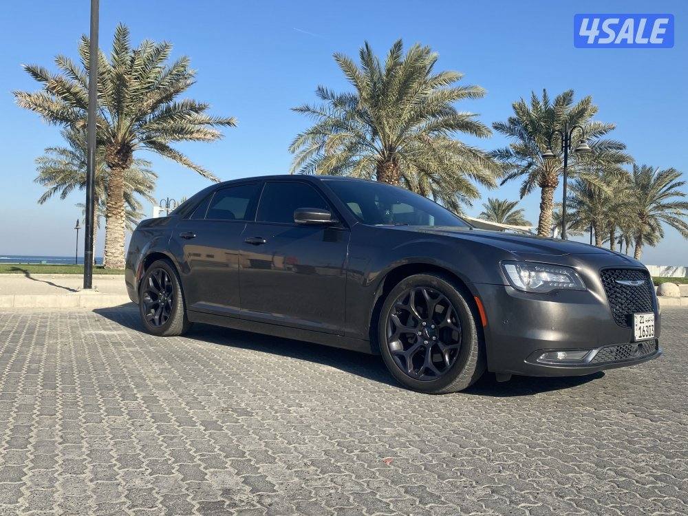 كريزلر C300 S 20213