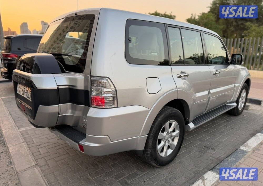 باجيرو 2022 صبغ الوكاله عداد 160 الف شرط الفحص المكينه الصغيره1