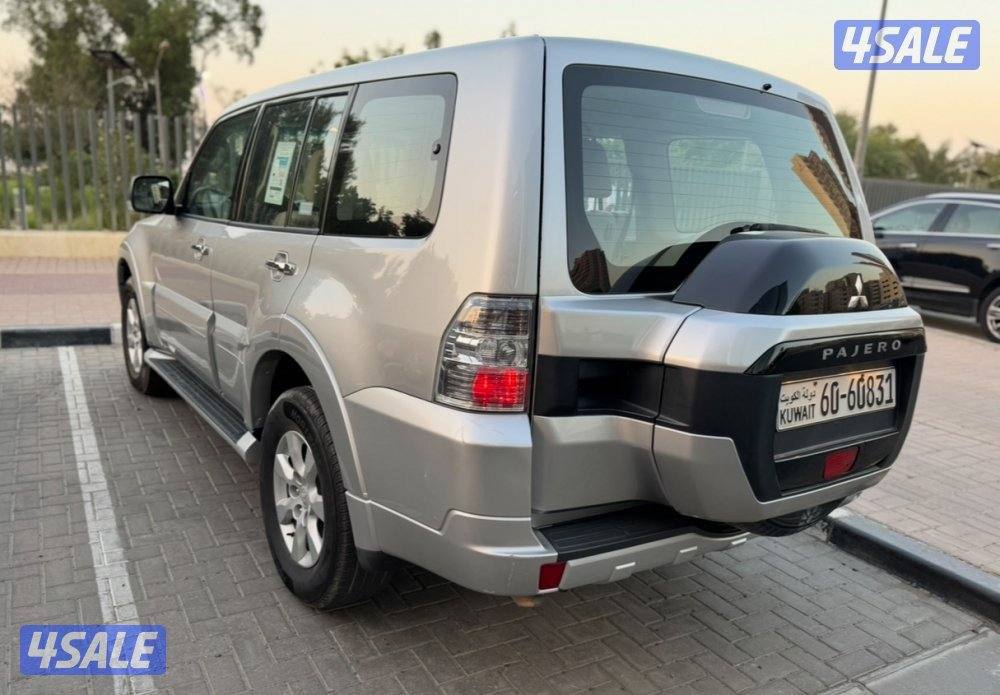 باجيرو 2022 صبغ الوكاله عداد 160 الف شرط الفحص المكينه الصغيره6