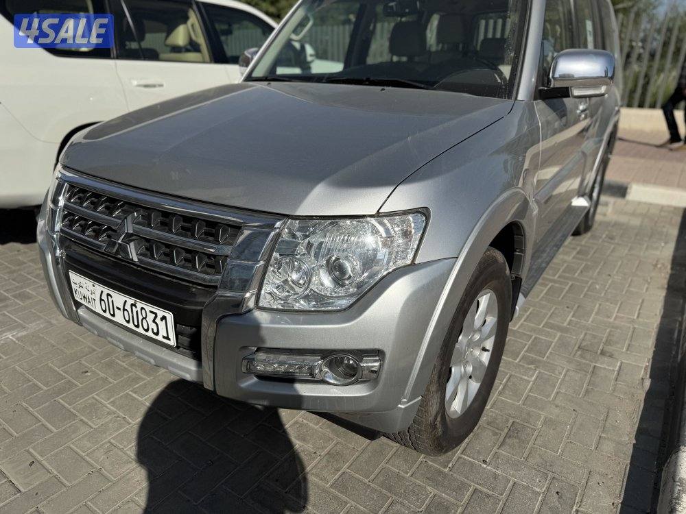 باجيرو 2022 صبغ الوكاله عداد 160 الف شرط الفحص المكينه الصغيره10