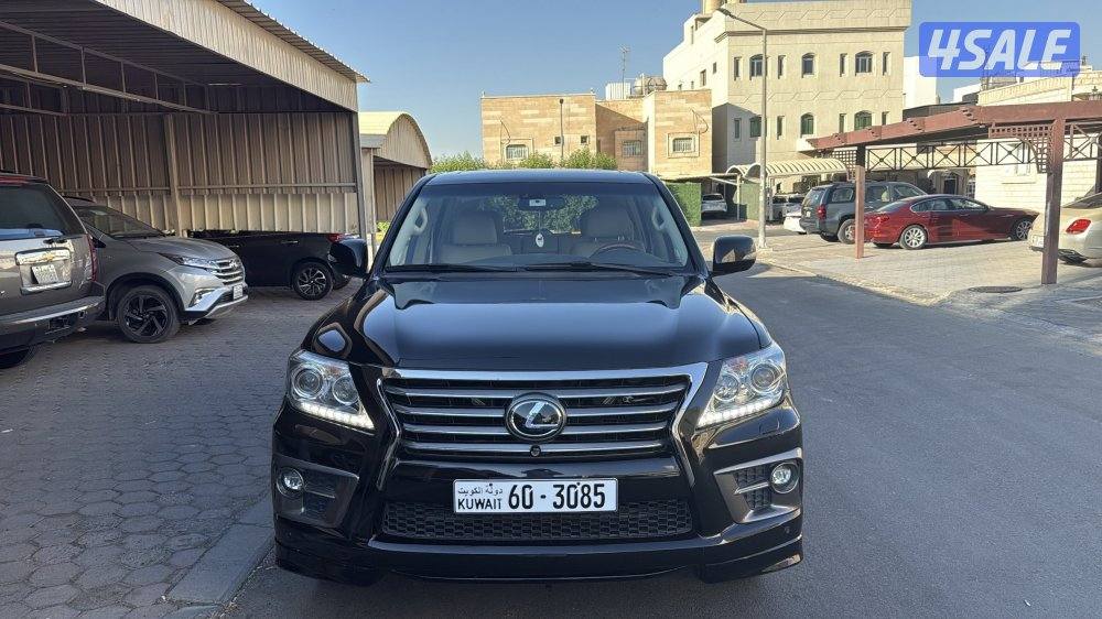 للبيع جيب لكزس سبورت2