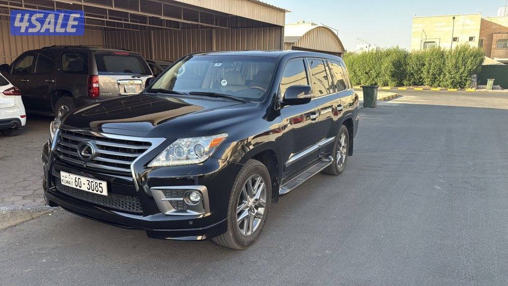 للبيع جيب لكزس سبورت3