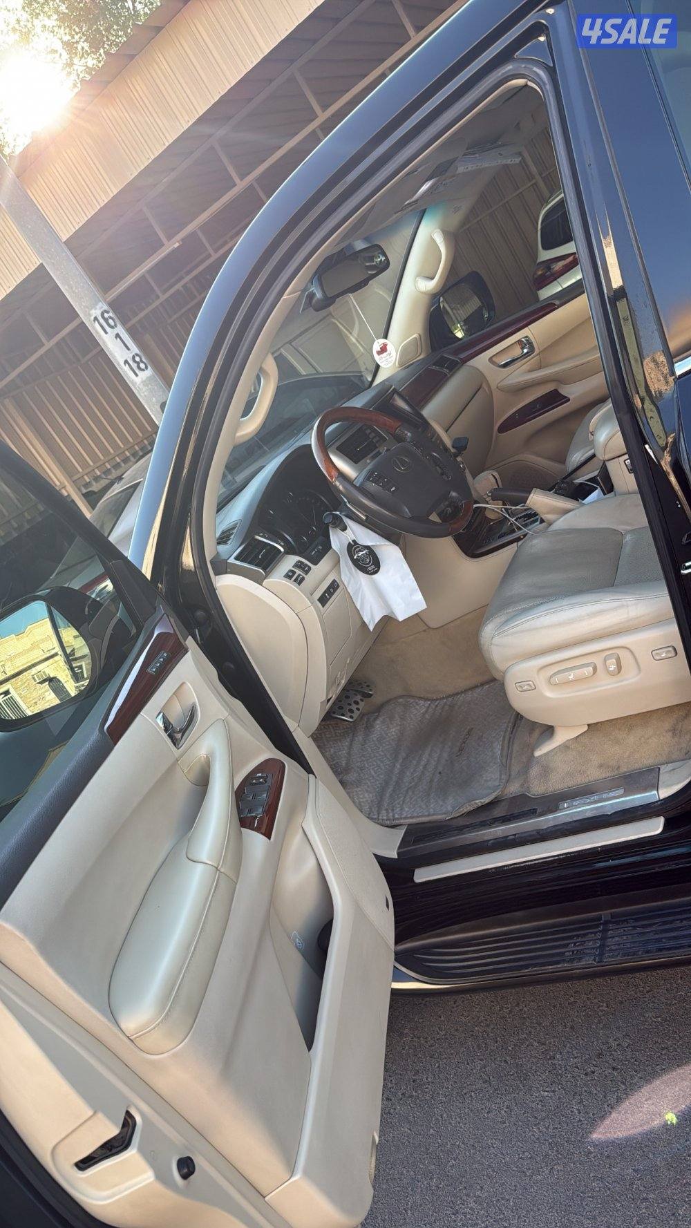 للبيع جيب لكزس سبورت6