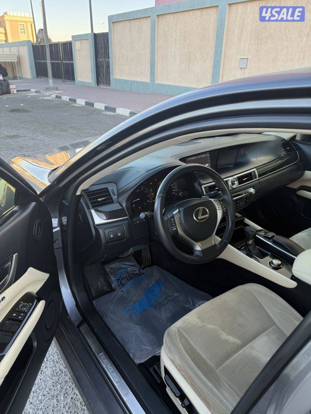 للبيع لكزس ٢٠١٣5
