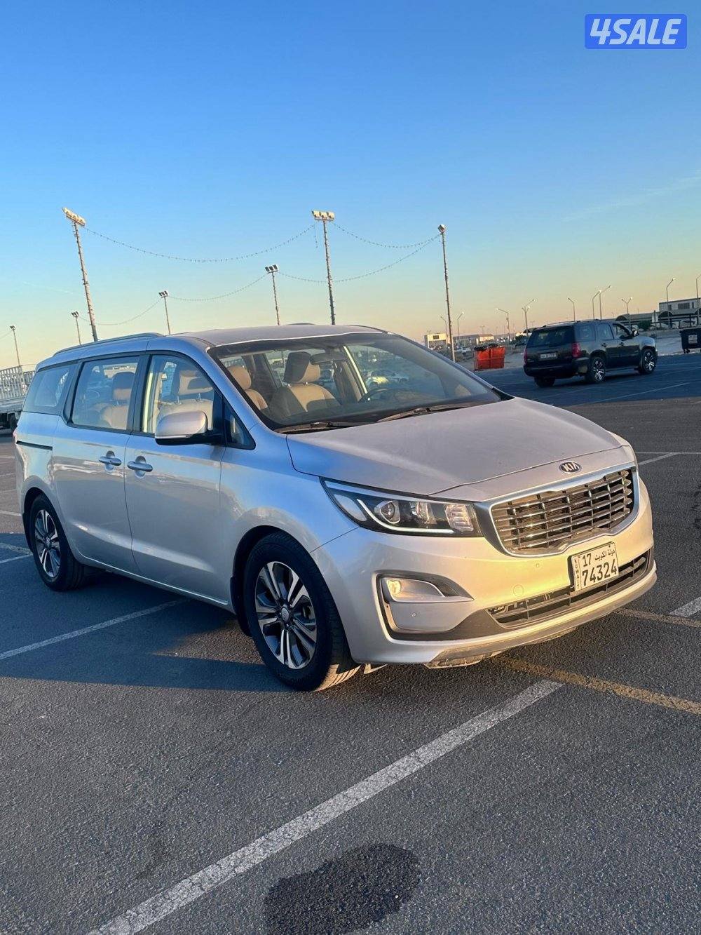 كيا - كرنفال موديل 2020 بحالة الوكاله0