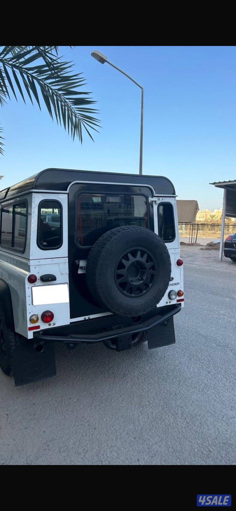 Defender (110) [2014]3