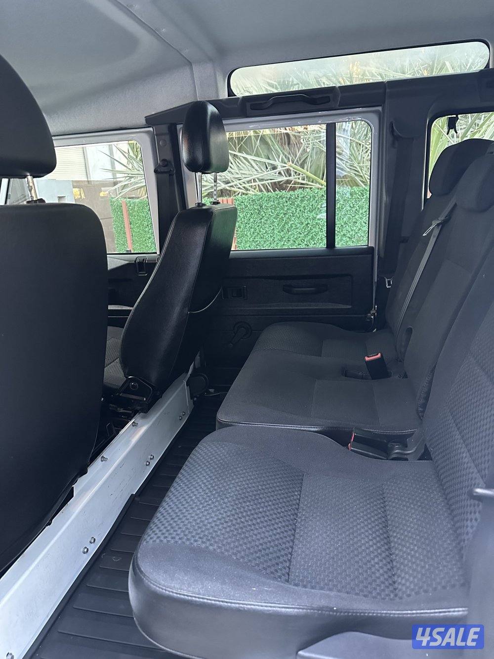 Defender (110) [2014]11