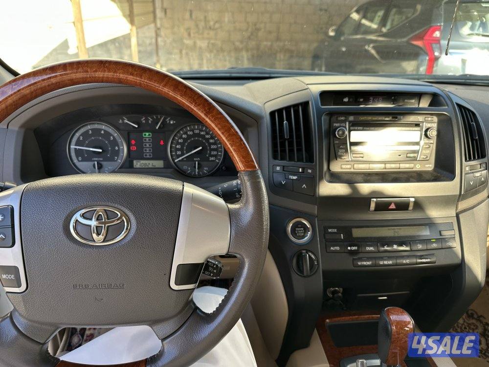 لاند كروزر ٢٠١٤ صبغ الوكاله سيرفيس منتظم بالوكاله ماشي ٢٠٠١١ شرط الفحص8