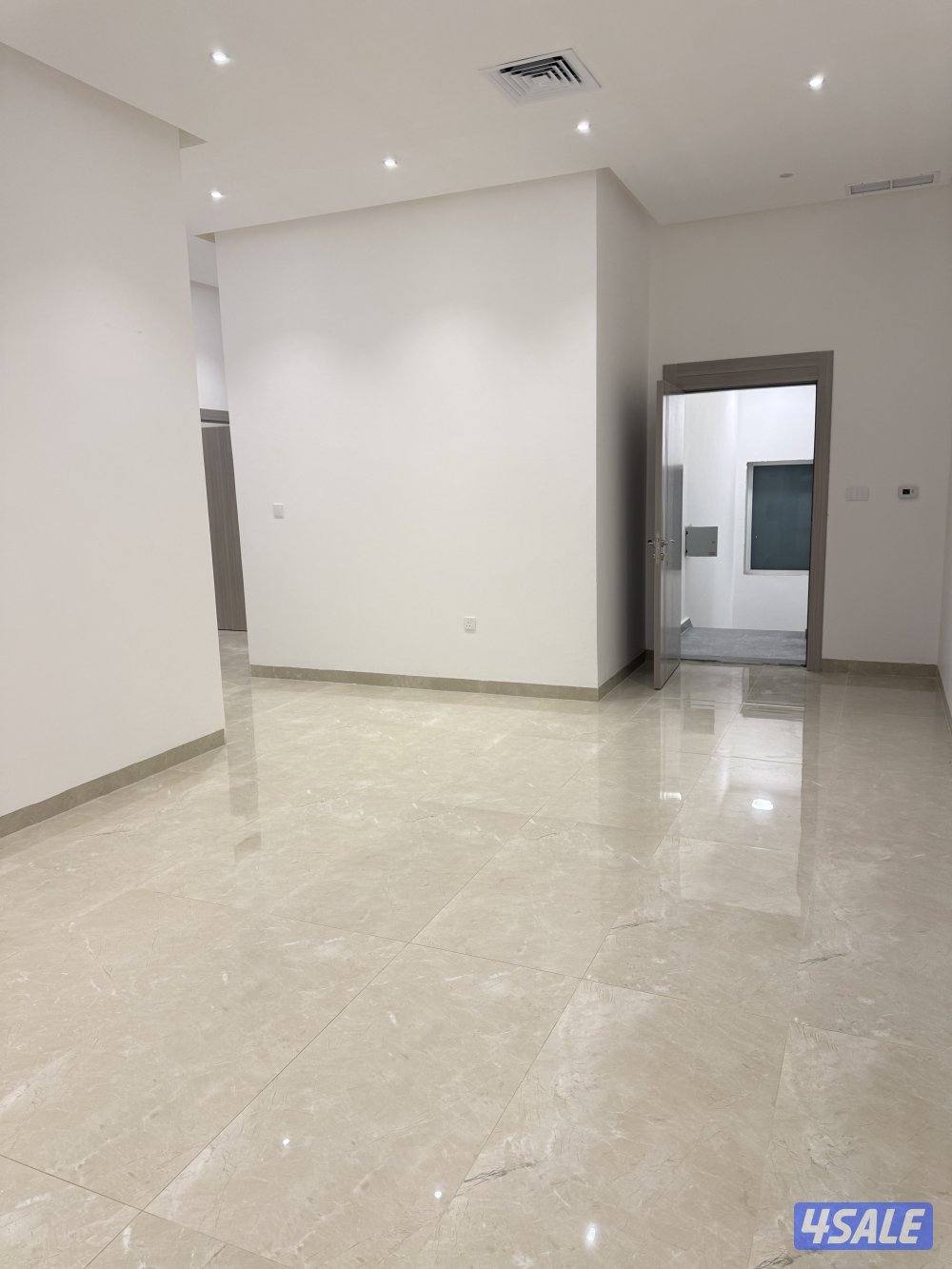 للايجار شقتين في المطلاع N82