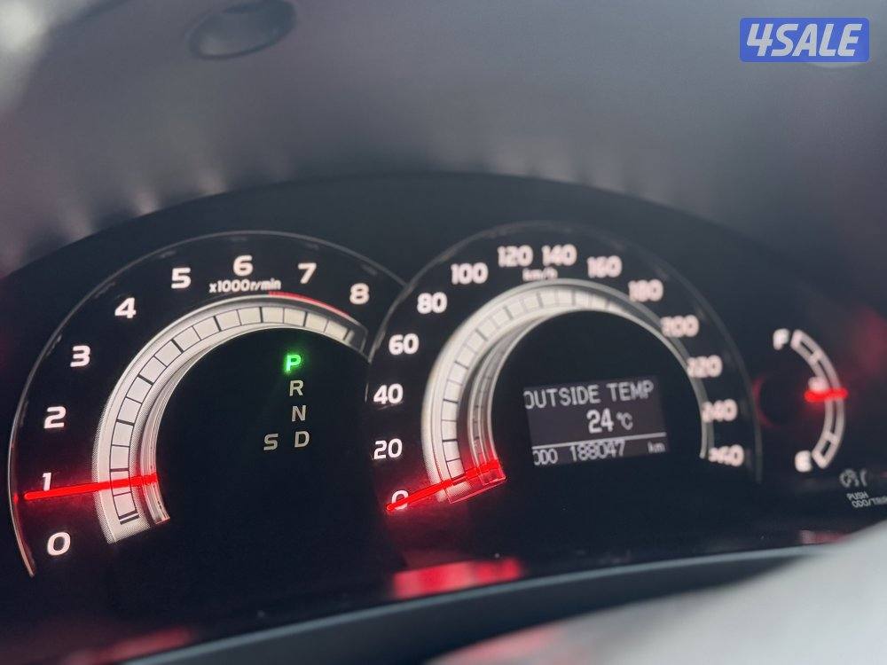 تويوتا اريون جراندي موديل 2009 بحاله ممتازه شرط الفحص13