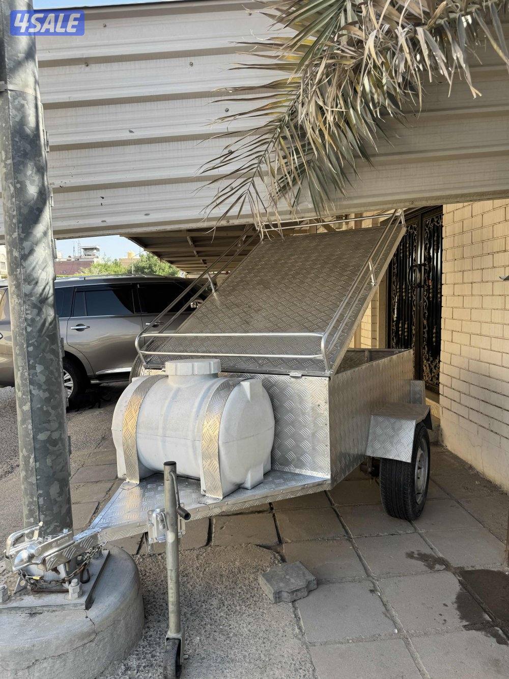 للبيع عربانه قلص وعليها ناتكي + مكينه “4800” نوع  صيني2