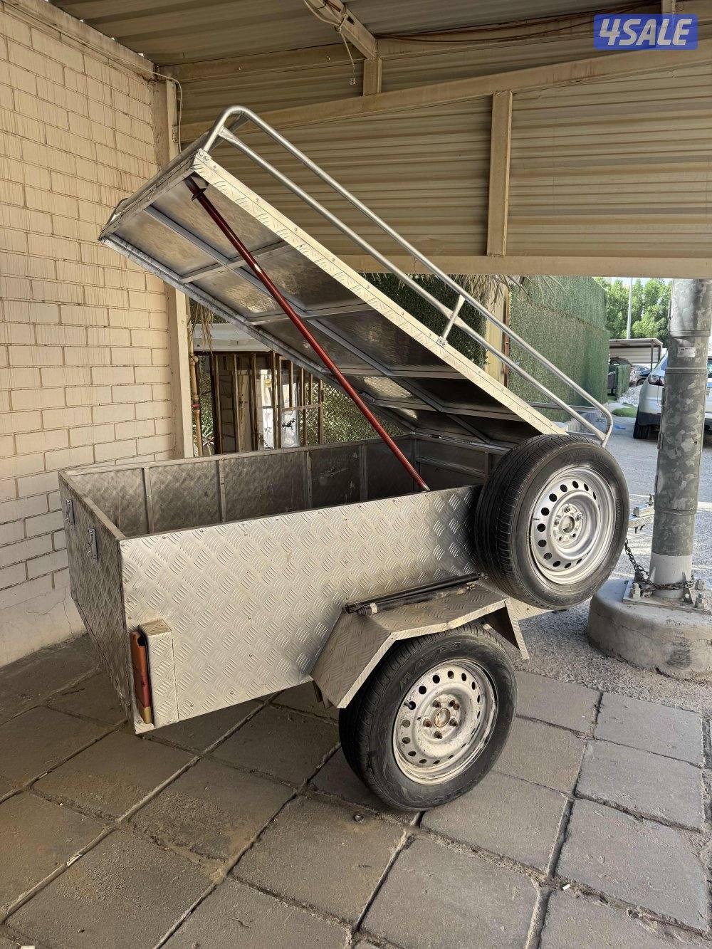 للبيع عربانه قلص وعليها ناتكي + مكينه “4800” نوع  صيني4