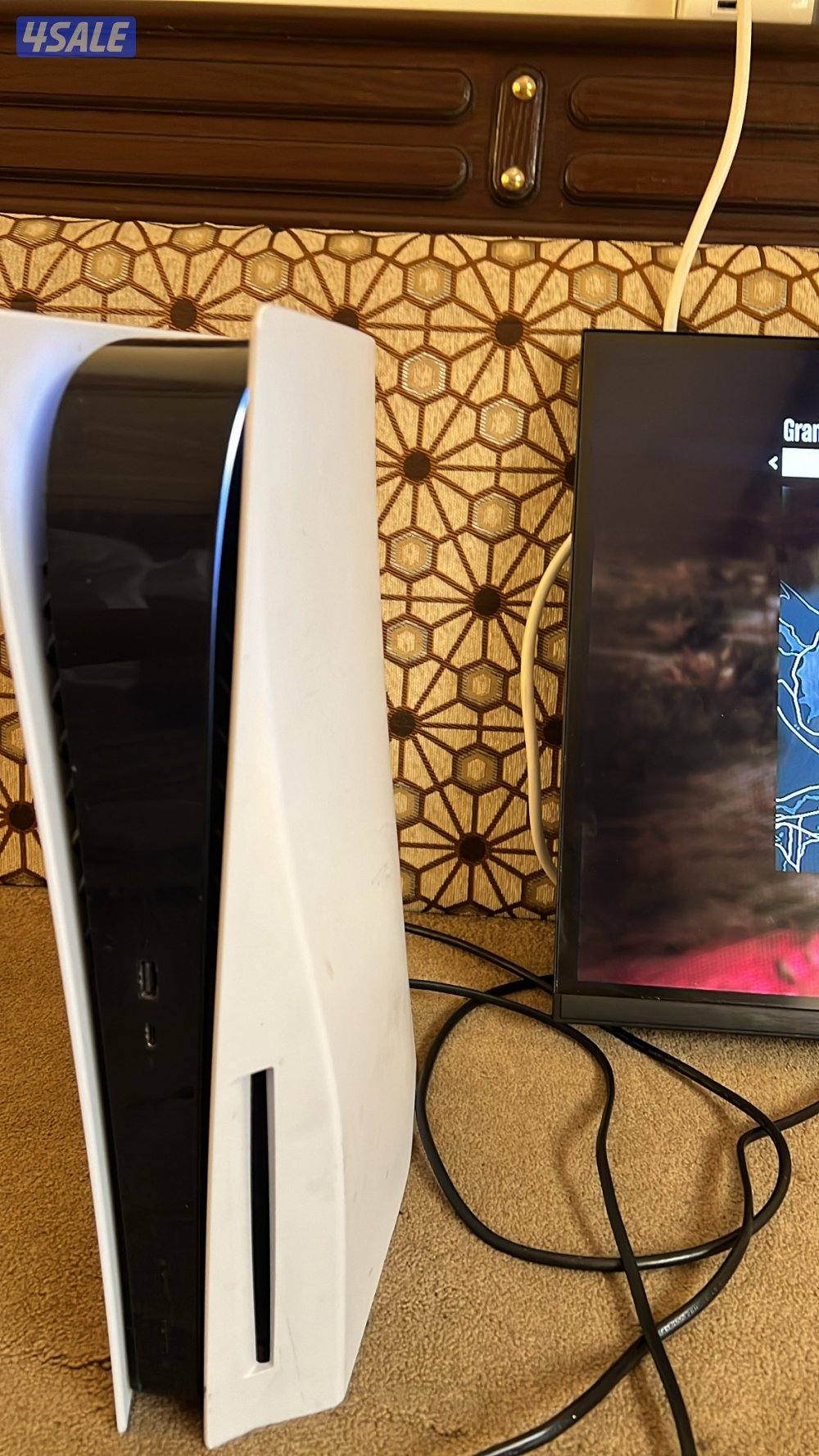 للبيع سوني فايف تيرا منفذ سي دي (شريط) مع يدتين جديده وشاشة ونسا1