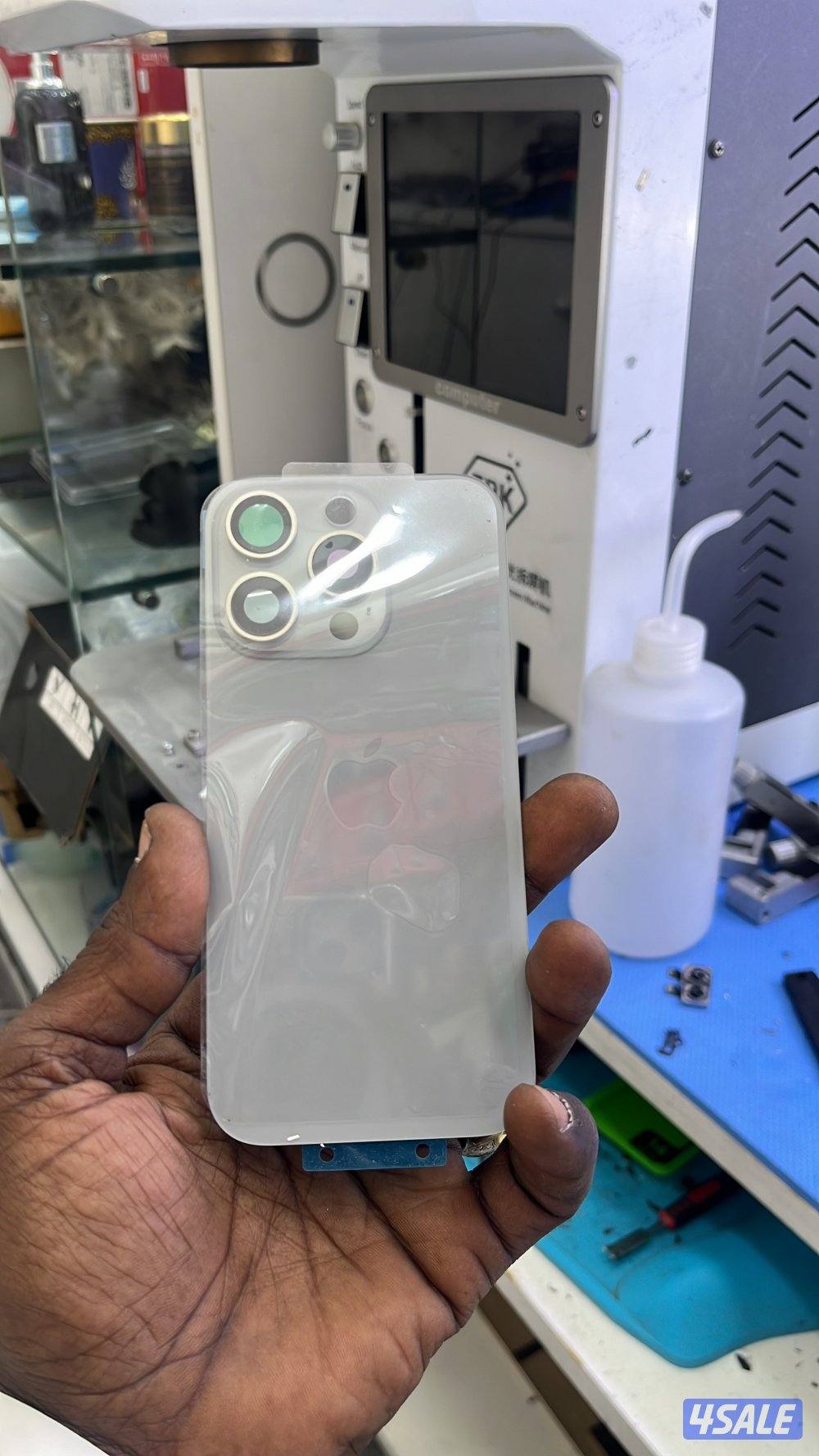 مطلوب بائع لمحل هواتف شرط الخبره لديه معرفه تامه والتعامل مع الزباين2