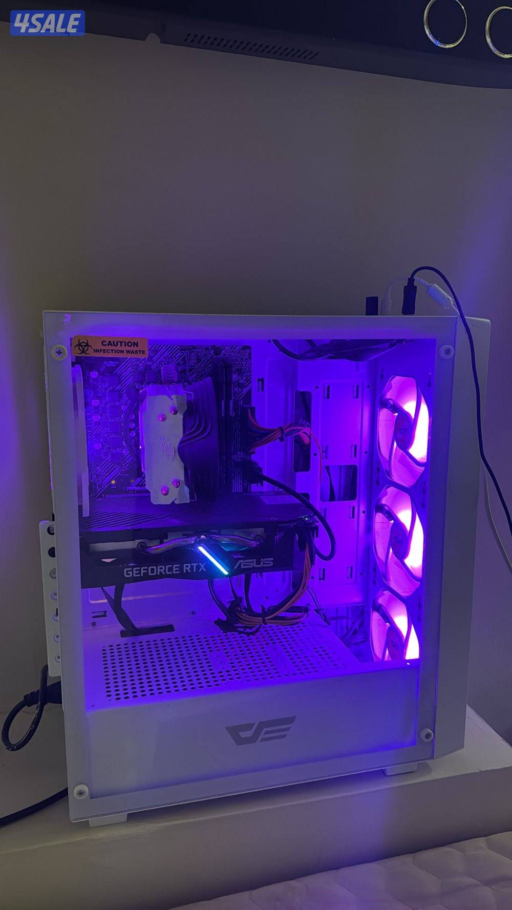 للبيع بي سي قيم0