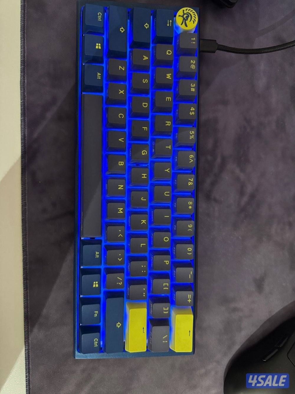 للبيع بي سي + كيبورد + مايك0