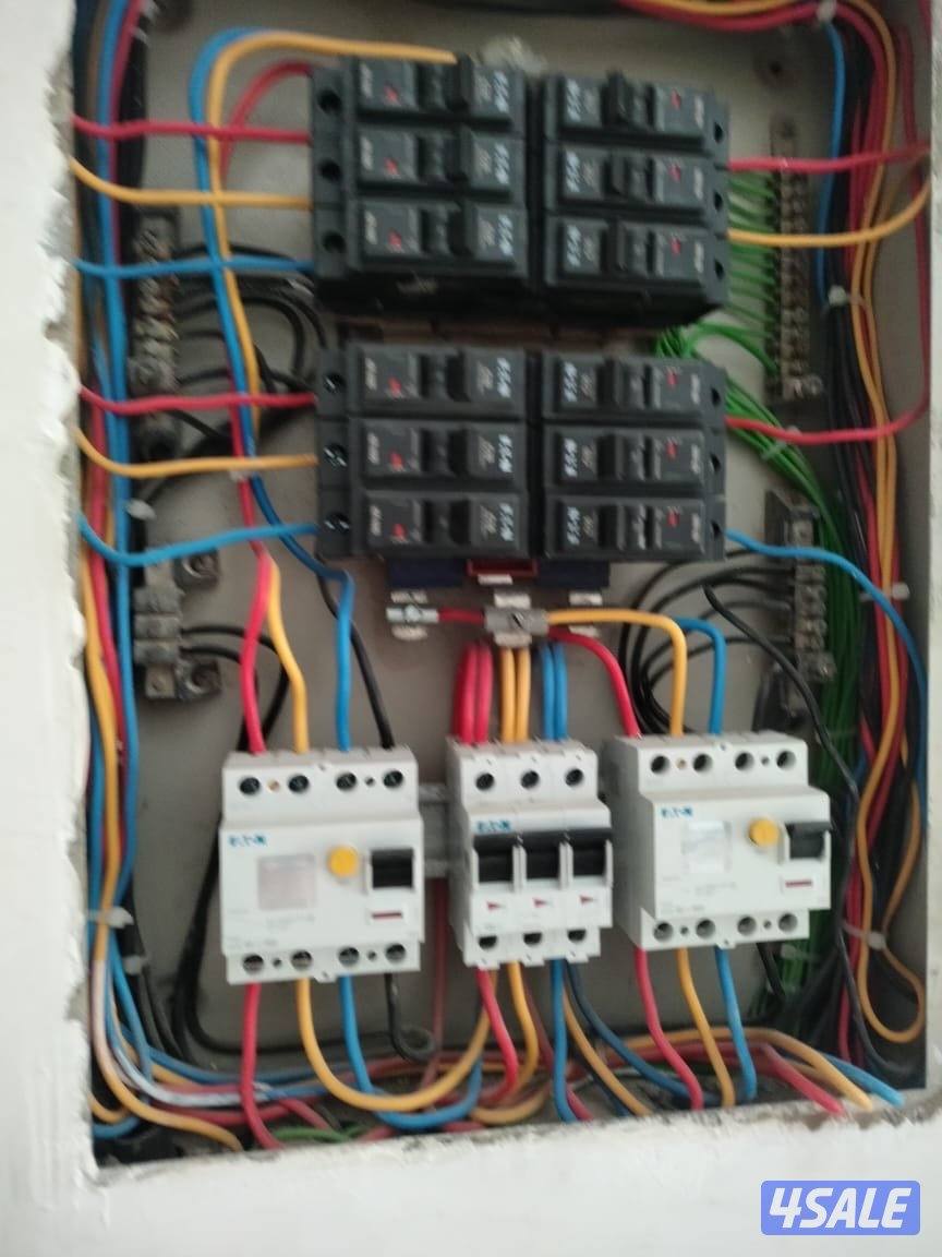 فني كهرباء مناذل وتركيب برفيل وتصليح جميع الاعطال13