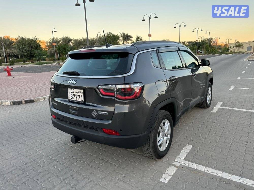 جيب كومباس 2021 ماشي 45 الف5