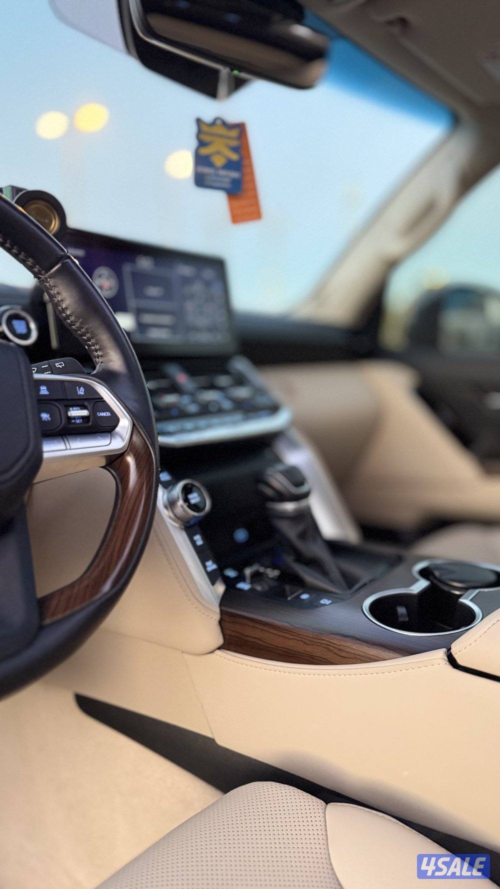 للبيع لاند كروزر GXR AERO S8