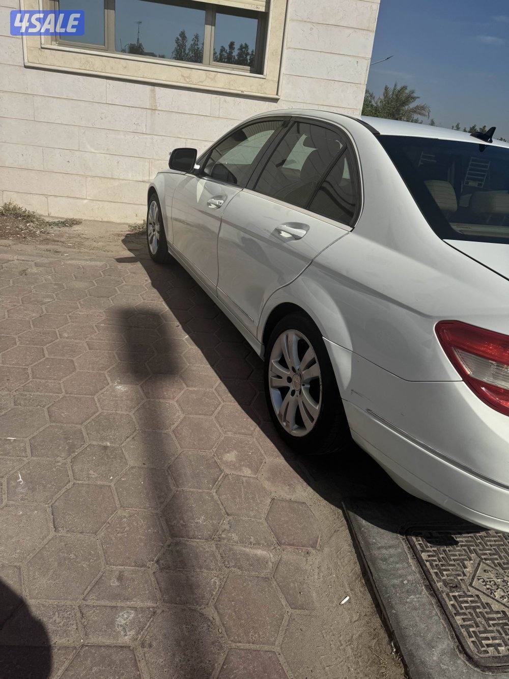 للبيع مارسيدس 2008 c3001