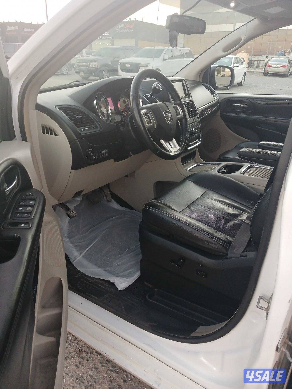 دودج كارافان موديل 2017 الدرجة الاولى7