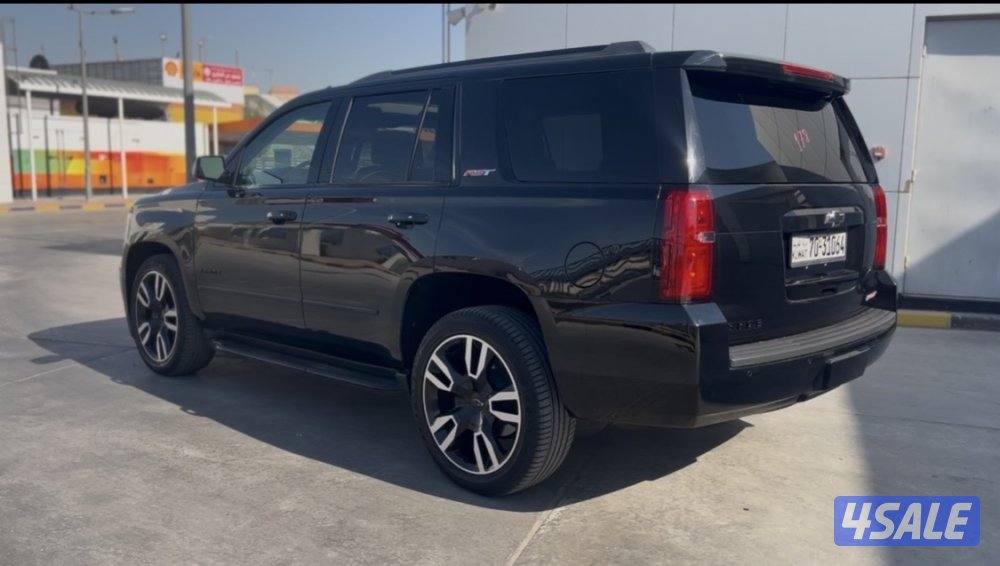 للبيع تاهو RST اصلي مكينه 6.2 قير 107