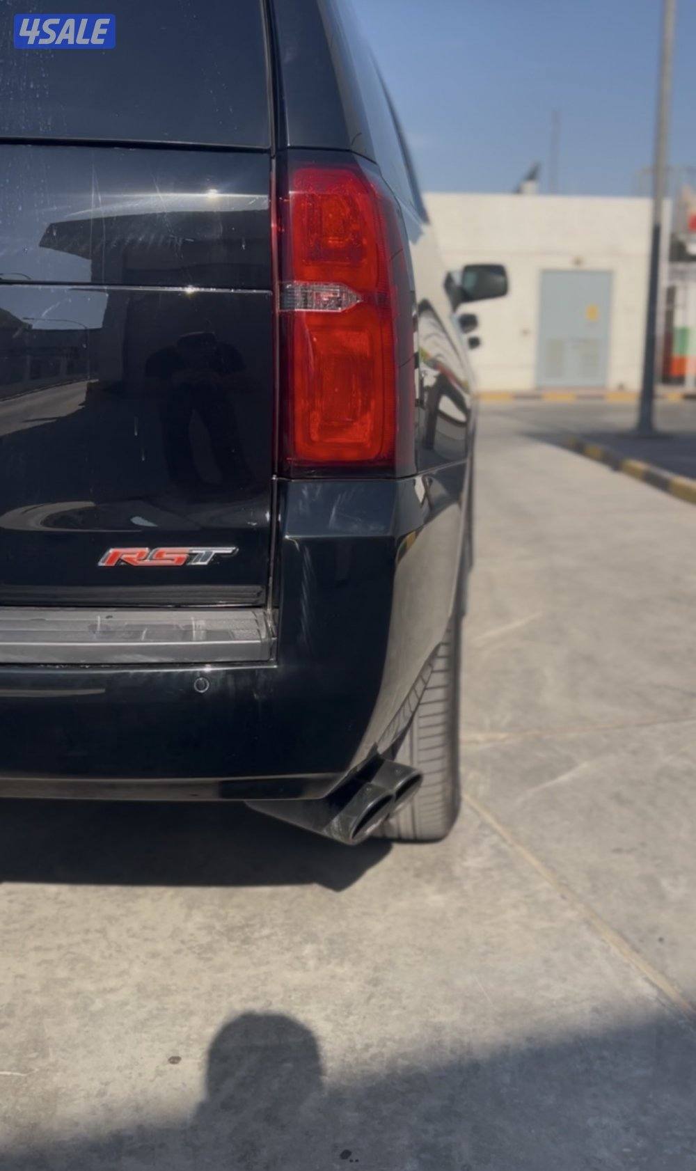 للبيع تاهو RST اصلي مكينه 6.2 قير 1012