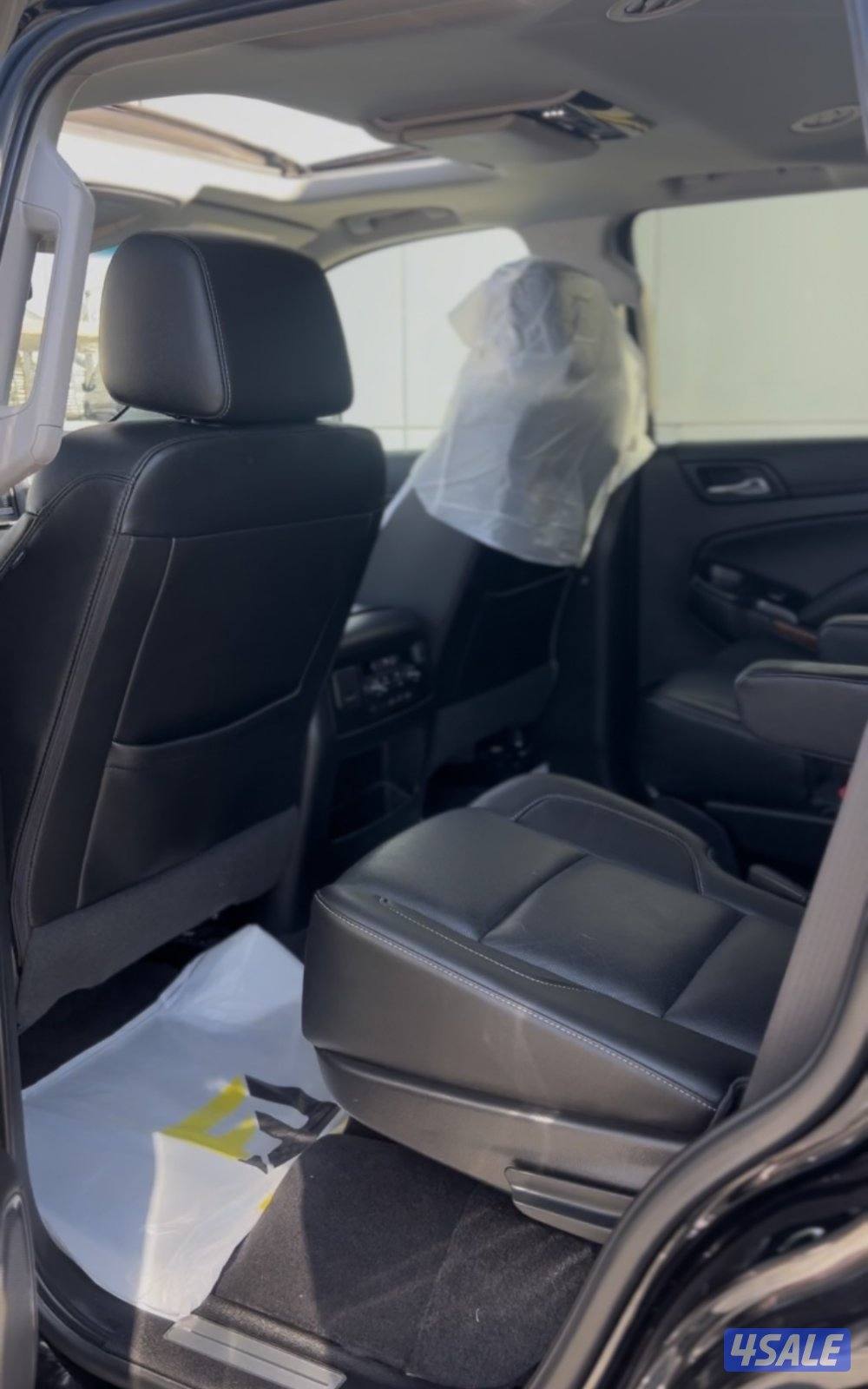 للبيع تاهو RST اصلي مكينه 6.2 قير 1014