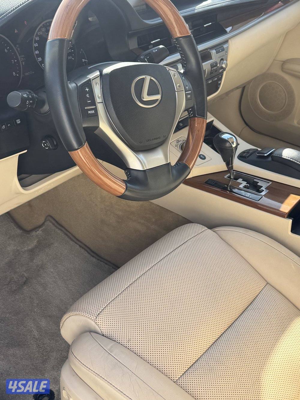 للبيع لكزس ES250  الساير موديل 2014  فل اوبش عداد 106 الف2