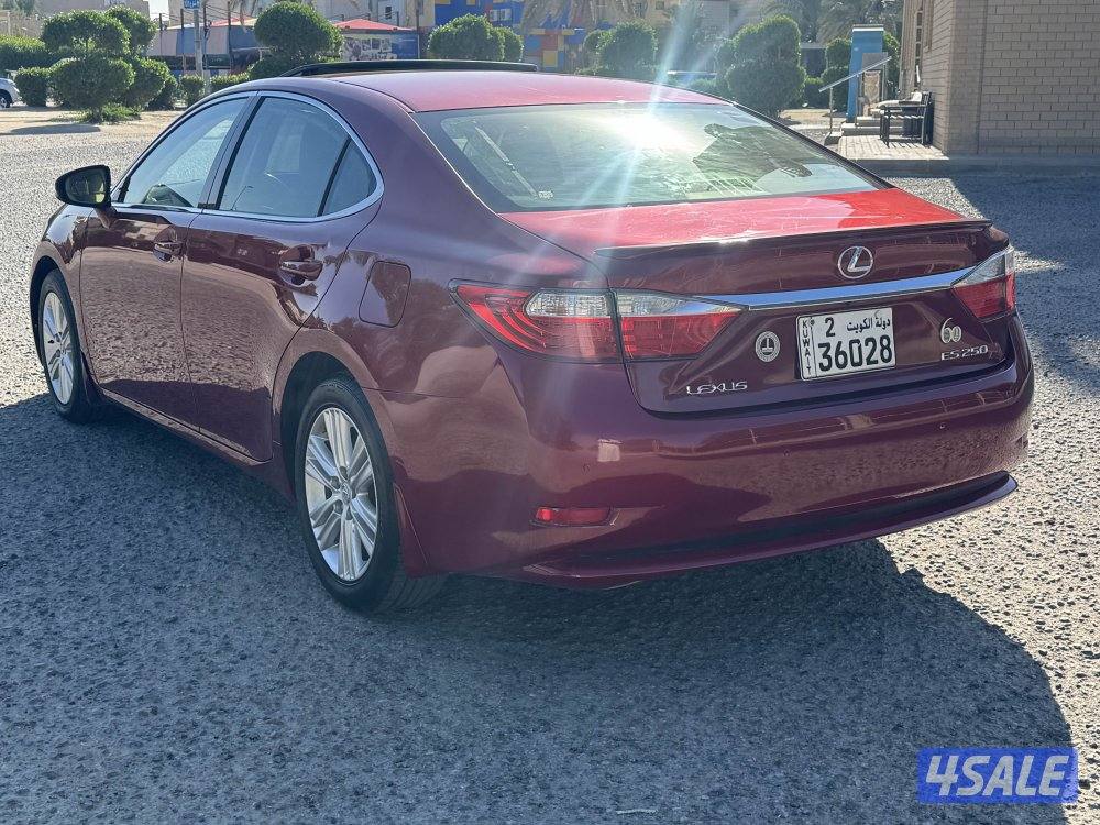 للبيع لكزس ES250  الساير موديل 2014  فل اوبش عداد 106 الف3