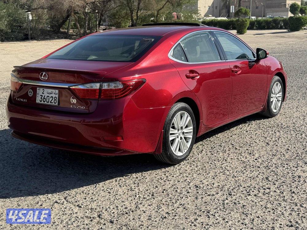 للبيع لكزس ES250  الساير موديل 2014  فل اوبش عداد 106 الف4