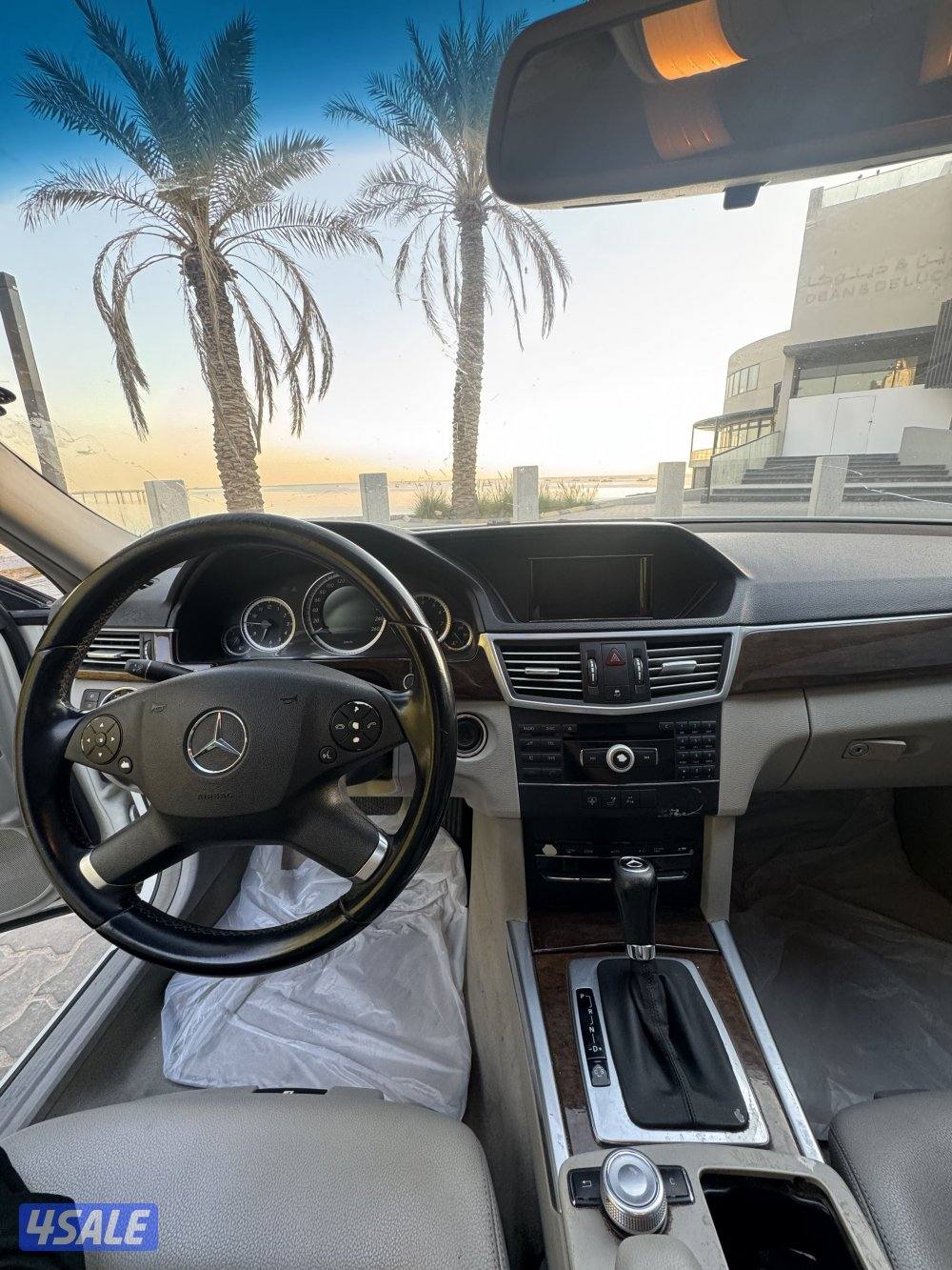 مرسيدس E200 موديل 2010 اربعة سلندر امورها طيبة4