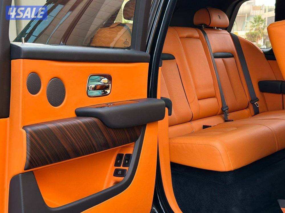 رولزرويسCULLINAN موديل2021 عداد58الف وارد الغانم تحت الكفاله+الصيانه8