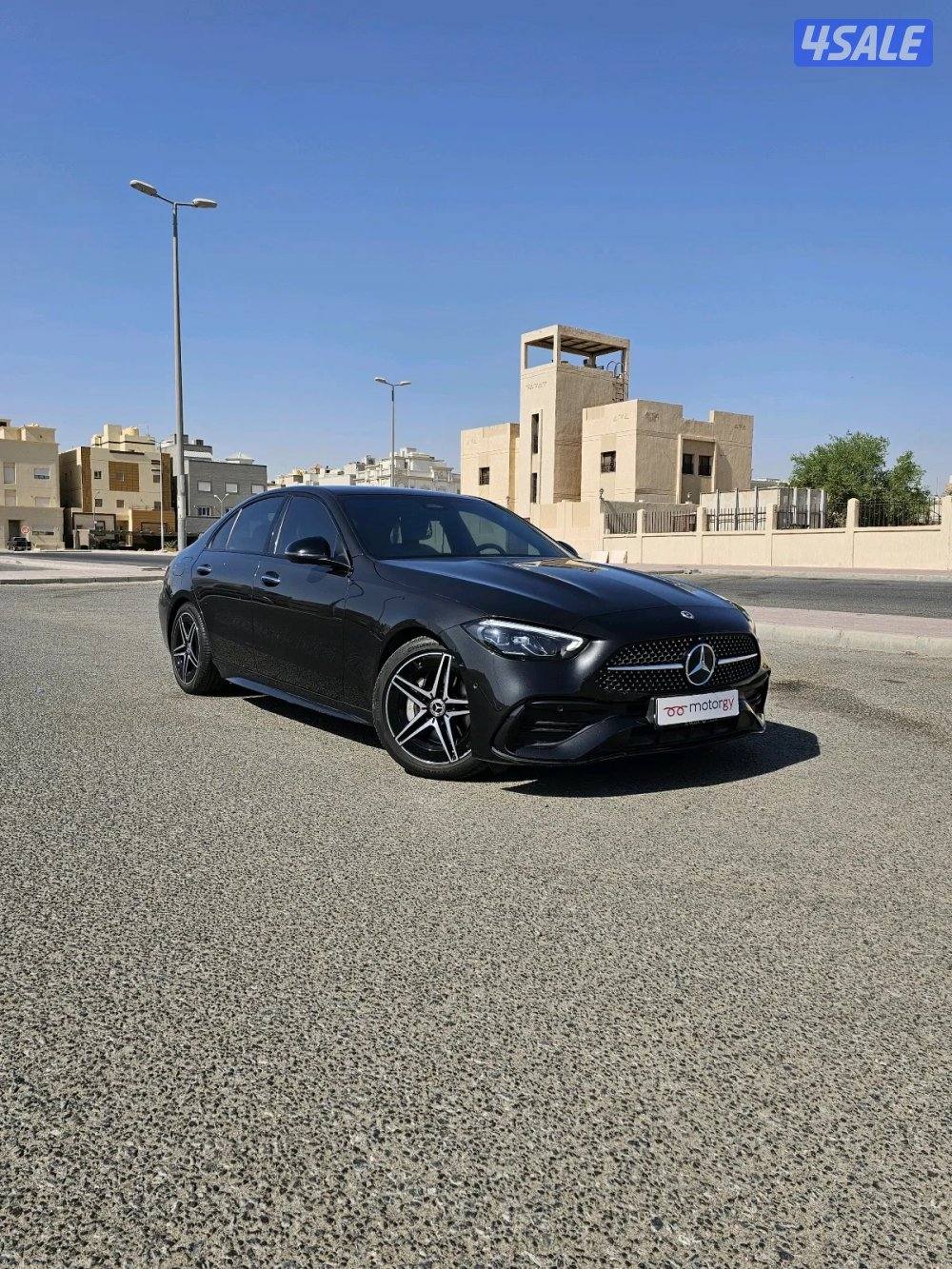 Mercedes-Benz C200-20230