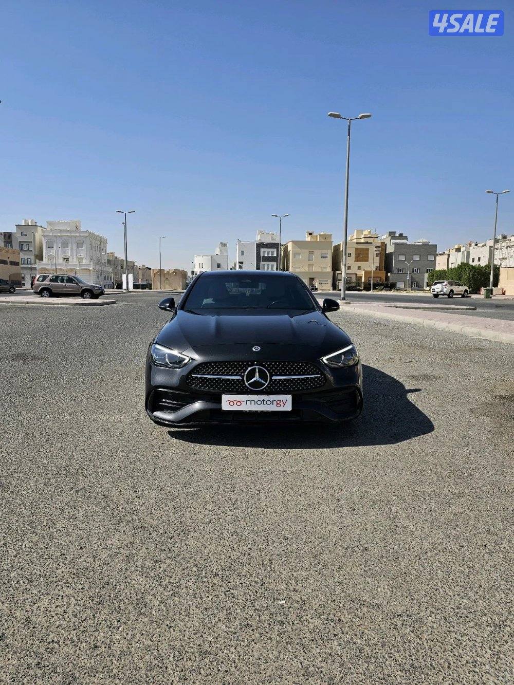 Mercedes-Benz C200-20233