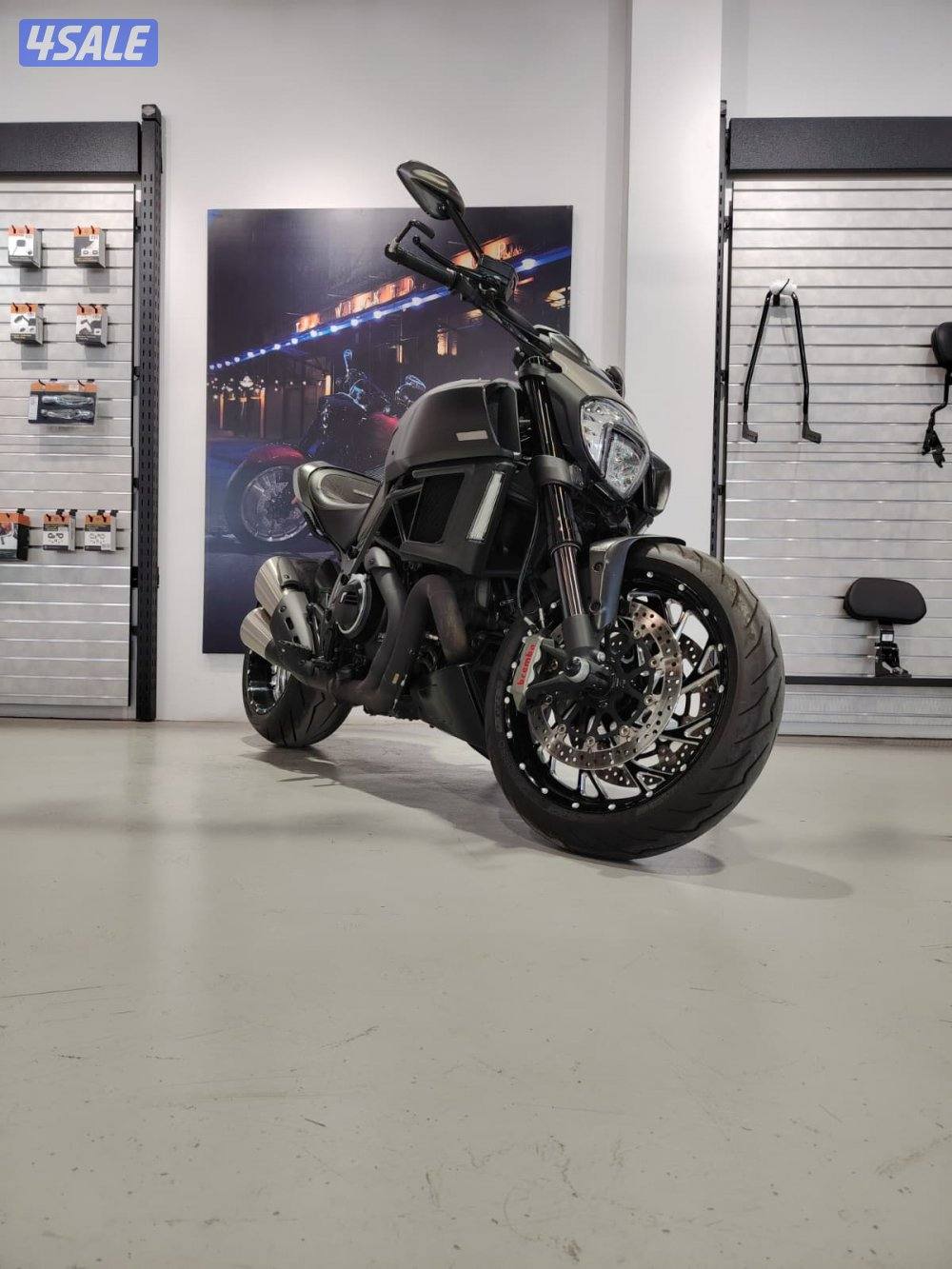 Ducati Diavel Titanium - Limited Edition1